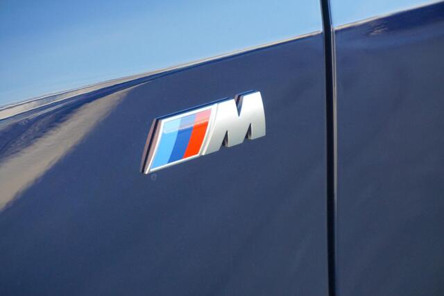 BMW 1-SERIE 5-Deurs 120 M Sport Pro / Panorama Dak / Trekhaak / Elektrische Stoelen / Harman Kardon