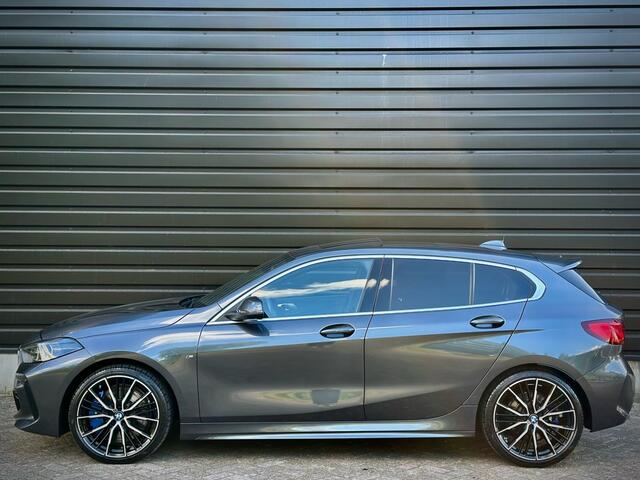 BMW 1-SERIE 118i M-SPORT PANO|HUD|ACC|BLINDSPOT|CAMERA VOL!
