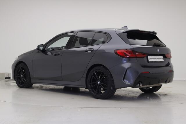 BMW 1-SERIE 118i M-Sport | Camera | Head-Up Display | Live Cockpit Professional | 2 jaar BMW Garantie