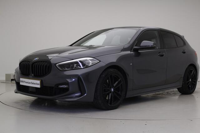 BMW 1-SERIE 118i M-Sport | Camera | Head-Up Display | Live Cockpit Professional | 2 jaar BMW Garantie