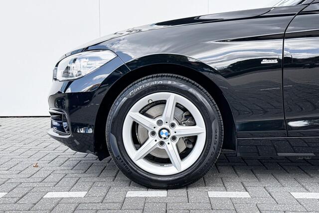 BMW 1-SERIE 120i Executive