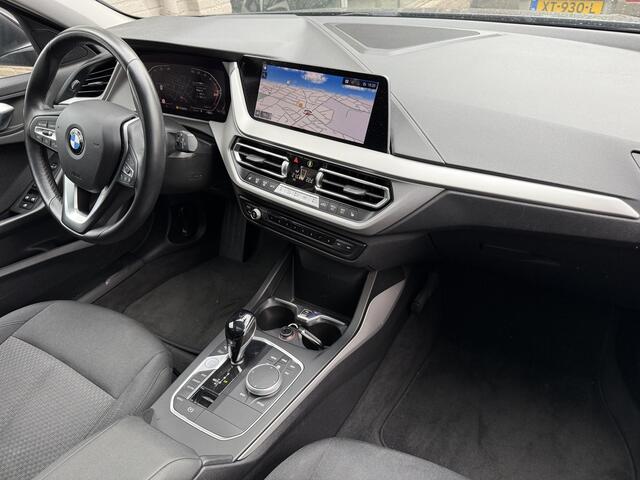 BMW 1-SERIE 118i Aut. 136pk, Panoramadak | Navi+ | Clima