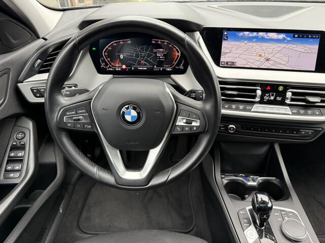 BMW 1-SERIE 118i Aut. 136pk, Panoramadak | Navi+ | Clima