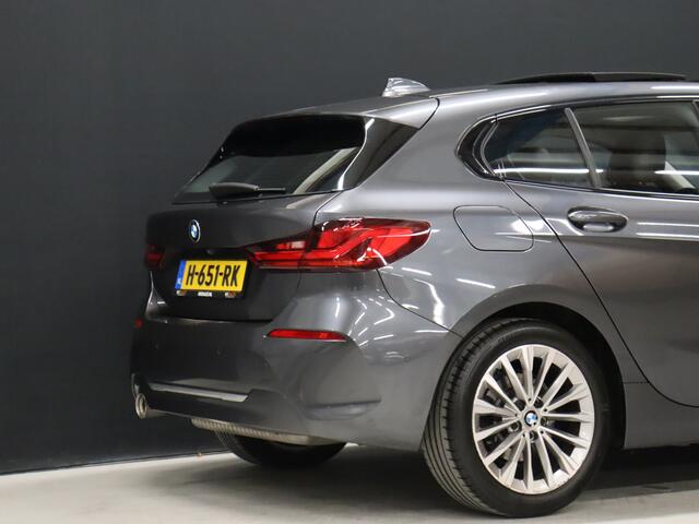 BMW 1-SERIE 118i High Executive Edition [SCHUIFKANTELDAK, APPLE CARPLAY, ANDROID, VOL LEDER, CAMERA, STOELVERWARMING, CRUISE, CLIMATE, NIEUWSTAAT]