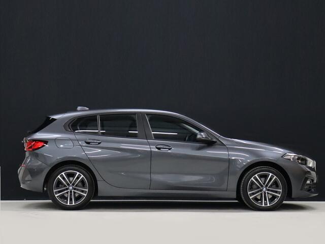 BMW 1-SERIE 116i Business Edition [APPLE CARPLAY, DAB, LED, ANDROID, PARKEERSENSOREN V+A, CRUISE CONTROL, CLIMATE CONTROL, NAVIGATIE, NIEUWSTAAT]