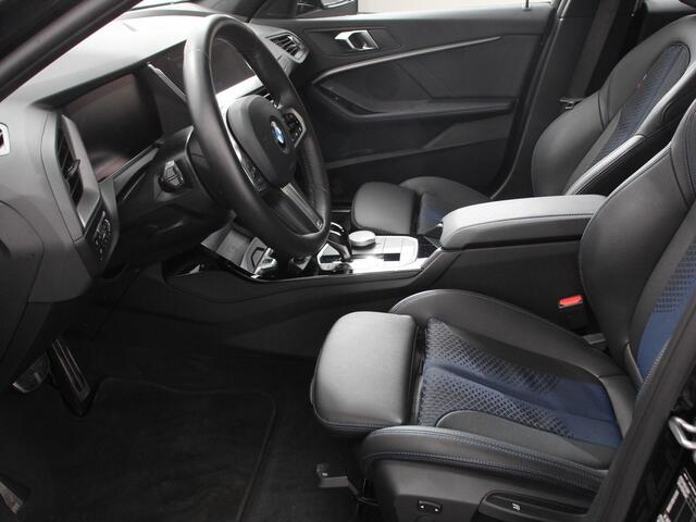 BMW 1-SERIE 118i M-Sport Climate Control Adeptive cruise control Stoelverwarming LED Parkeersensoren Apple carplay / Andriod auto