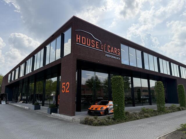 BMW 1-SERIE M140i High Executive |Apple Carplay|500+ pk|720nm koppel|custom stuurwiel|schuif/kanteldak|lederen bekleding|navigatie professional|nieuwe banden|nieuwe sierstukken|sterrenhemel|