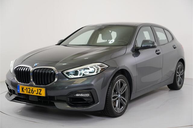 BMW 1-SERIE 118i Executive Edition | Virtual Cockpit | LED | Camera | Parkeer ass. |
