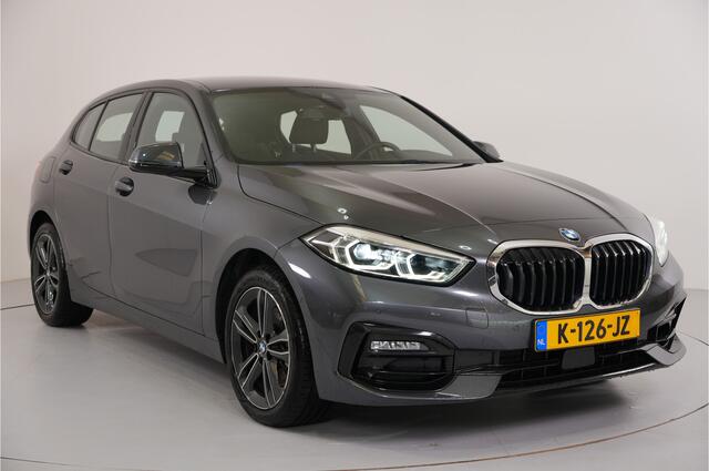 BMW 1-SERIE 118i Executive Edition | Virtual Cockpit | LED | Camera | Parkeer ass. |