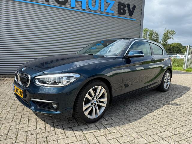 BMW 1-SERIE 118i Centennial Executive Automaat All season banden