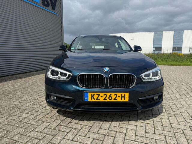 BMW 1-SERIE 118i Centennial Executive Automaat All season banden