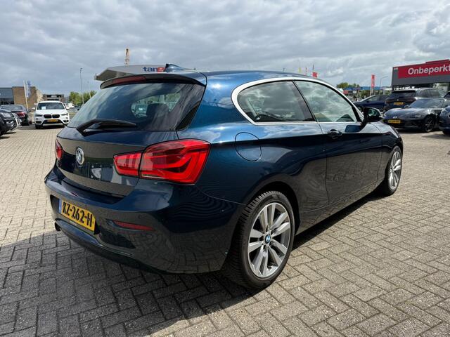 BMW 1-SERIE 118i Centennial Executive Automaat All season banden