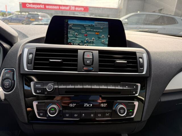 BMW 1-SERIE 118i Centennial Executive Automaat All season banden