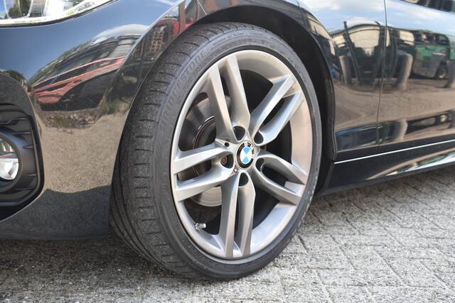 BMW 1-SERIE 118i High Executive | M-Sport | Aut. | Leder | Navi | Stoelverwarming