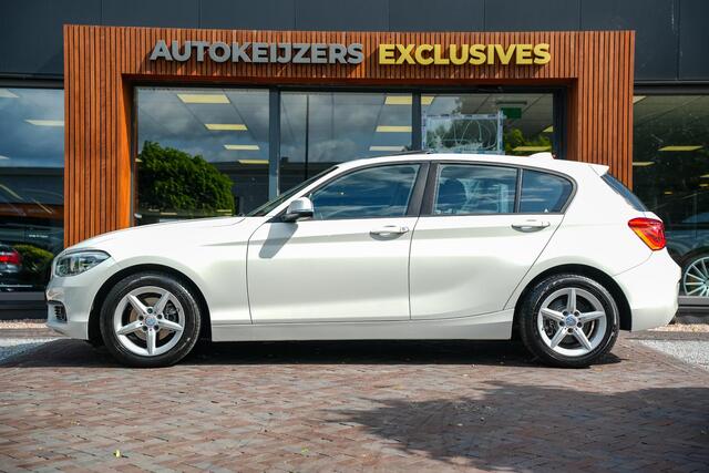 BMW 1-SERIE 118i Centennial Executive Schuifdak LED Cruise Clima PDC Navi