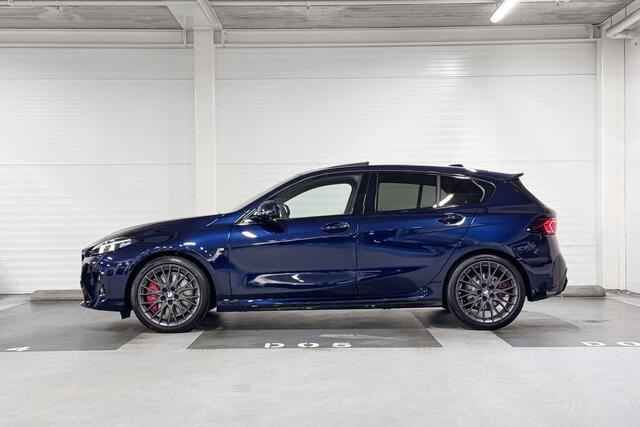 BMW 1-SERIE 120 | M-Sport Pro | Innovation Pack | Driving Assistant | Harman/Kardon | Head-up Display | Panoramadak | Comfort Access