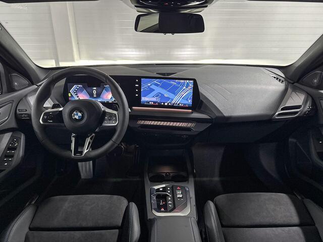 BMW 1-SERIE 120 | M-Sport Pro | Premium Pack | Driving Assistant | Harman/Kardon | Comfort Access