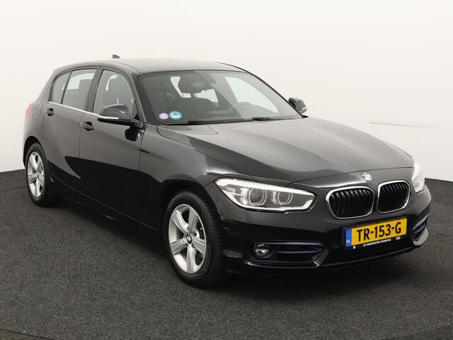 BMW 1-SERIE automaat 118i Corporate Lease Executive navi cruise leer bleutooth led pdc Lmvelg L mooie strake automaat. 4deurs met leer.