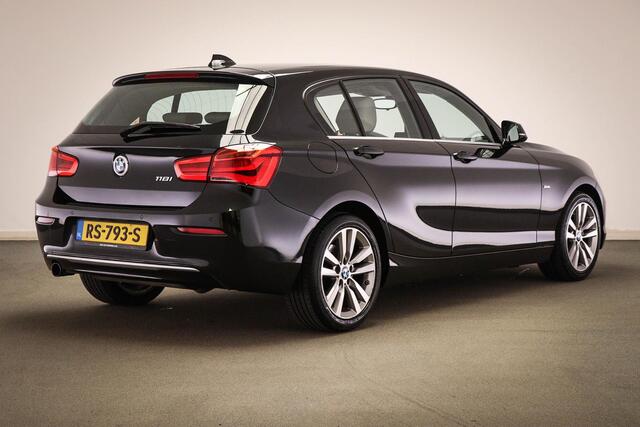 BMW 1-SERIE 118i Corporate Lease High Executive | LEDER | STOELVERWARMING | HOUTAFWERKING | 17"