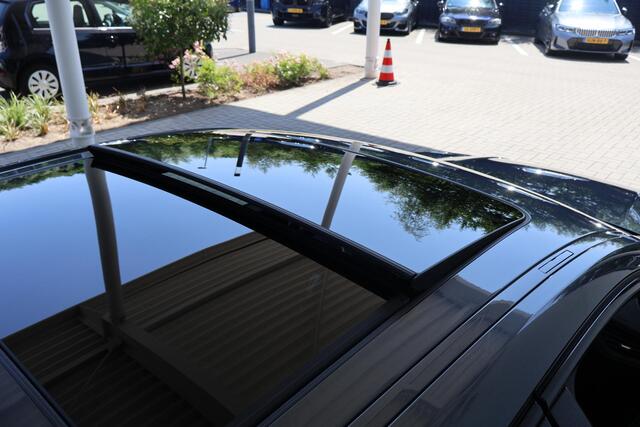 BMW 1-SERIE 5-deurs 118i | Model M Sport | Parking Pack | Panoramadak