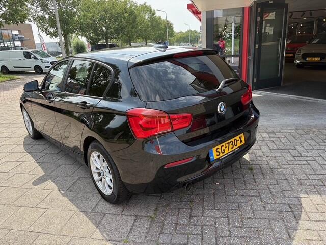 BMW 1-SERIE 118i Executive | Navi | Cruise | Leer | 89671 km Dealeronderhouden