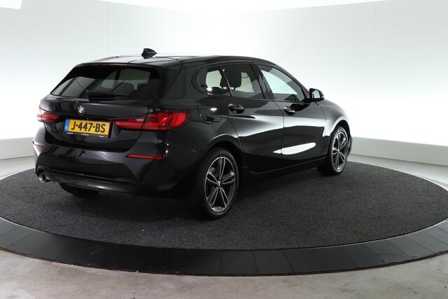 BMW 1-SERIE 118i Executive Edition | CAMERA | CARPLAY | CLIMA |