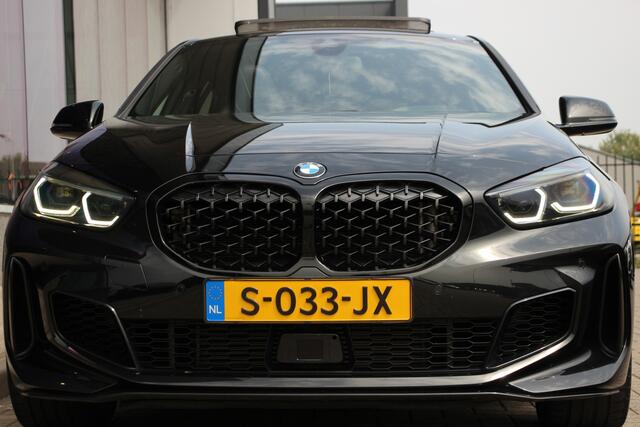 BMW 1-SERIE M135i xDrive High Executive | Pano | Leder | ACC | Sfeerverlichting | H/K