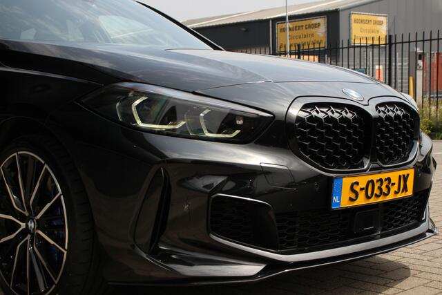 BMW 1-SERIE M135i xDrive High Executive | Pano | Leder | ACC | Sfeerverlichting | H/K