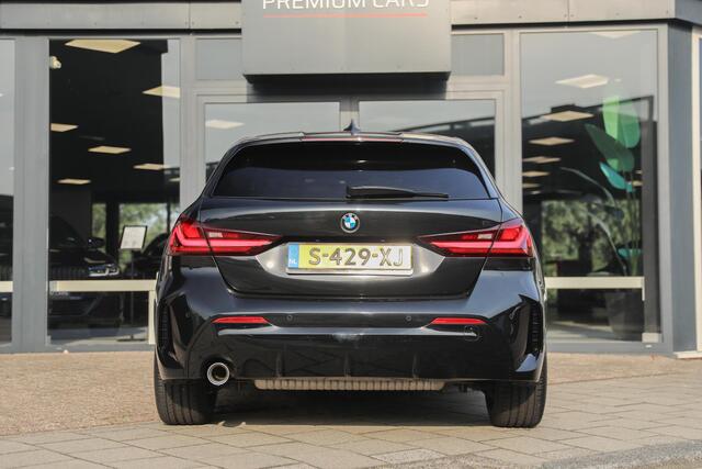 BMW 1-SERIE 118i Executive M-Sport | Schuif- opendak | Apple Carplay