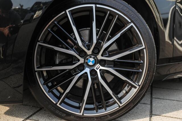 BMW 1-SERIE 118i Executive M-Sport | Schuif- opendak | Apple Carplay