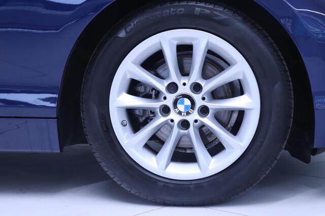 BMW 1-SERIE 116i Centennial High Executive Clima/Schuidak/PDC/Led