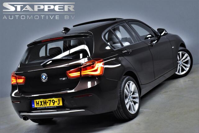 BMW 1-SERIE 118i 136pk Pano/Navi/Led/H.leer/Stoelverw./Pdc/Lmv