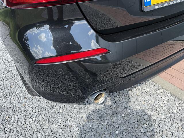 BMW 1-SERIE 118i 140pk Automaat High Executive Sportline 5-drs