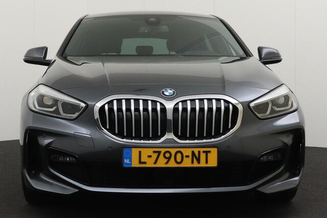 BMW 1-SERIE 118i 136 PK Aut. M-Sport Lederen Sportoelen Camera 18' LMV Dodehoek
