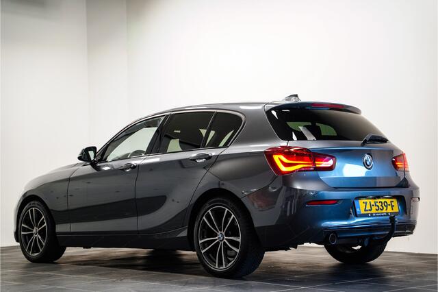 BMW 1-SERIE 118i Sport Line Edition/Trekhaak/Camera/Carplay/Leder