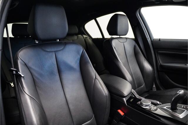 BMW 1-SERIE 118i Sport Line Edition/Trekhaak/Camera/Carplay/Leder