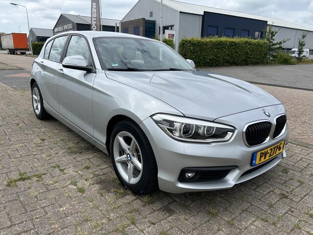 BMW 1-SERIE 118i Corp. L. Exec.