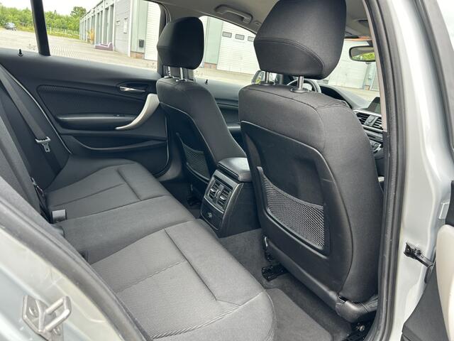 BMW 1-SERIE 118i Corp. L. Exec.