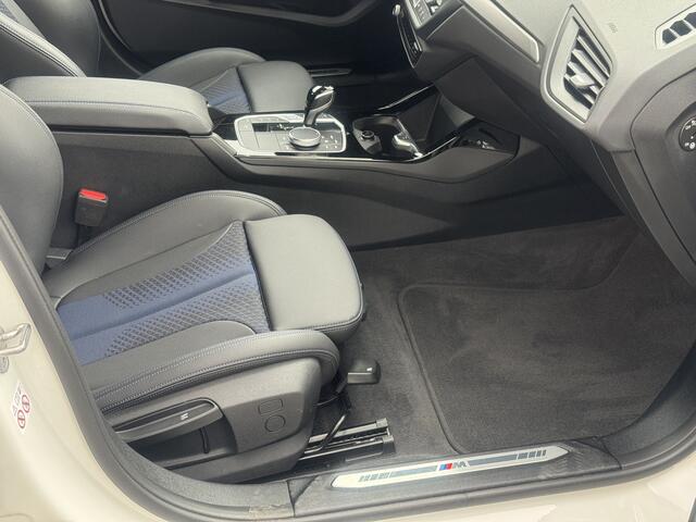 BMW 1-SERIE 118i High Exe, M-Pakket DAB-tuner, Apple/Android, Lichtpakket .Neem contact op en we maken een afspraak!