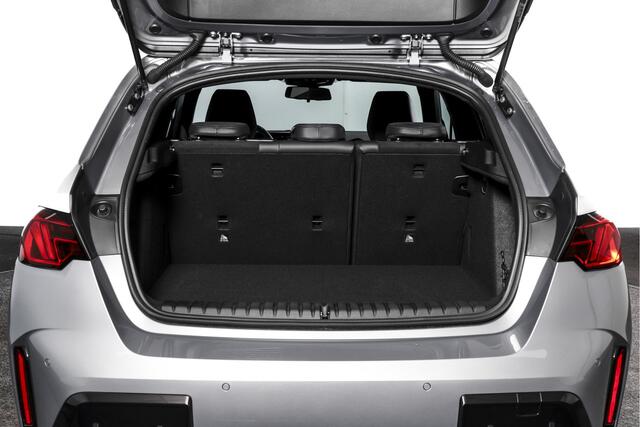 BMW 1-SERIE 120 M Sport - Automaat | Dig. Cockpit | Adapt. Cruise | Stoelverw. | PDC | Camera | NAV + App. Connect | ECC | DAB | LM 18" | 9811