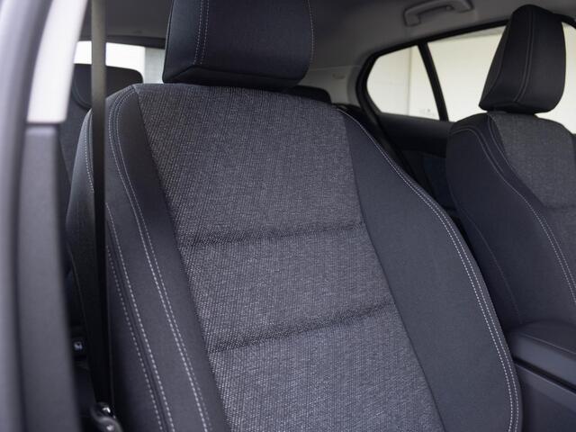 BMW 1-SERIE 120 | M Sport Design | Achteruitrijcamera | Stoelverwarming | Isofix