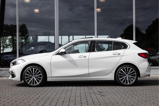 BMW 1-SERIE 118i High Executive Edition | Pano | Camera