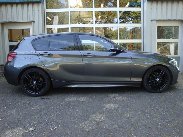 BMW 1-SERIE 118i Edition M Sport Shadow High Executive