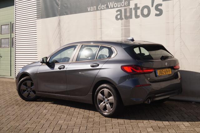 BMW 1-SERIE 116d Automaat Executive Sport -NAVI-ECC-PDC-