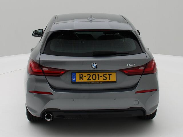 BMW 1-SERIE 116i Introduction Edition Aut. SPORTLINE