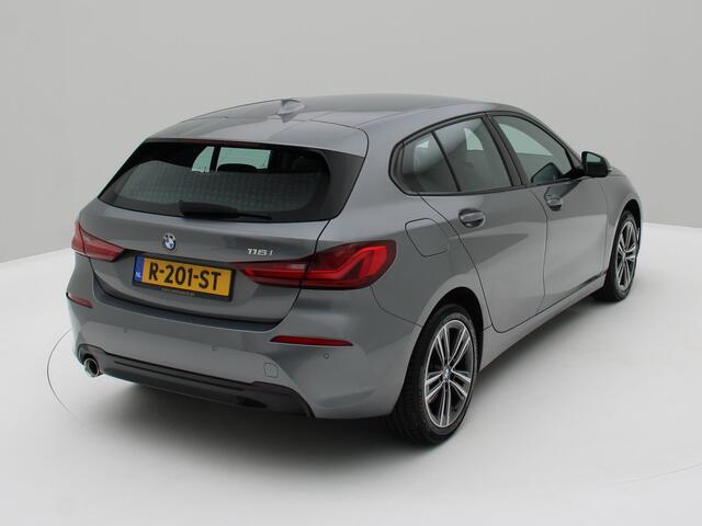 BMW 1-SERIE 116i Introduction Edition Aut. SPORTLINE