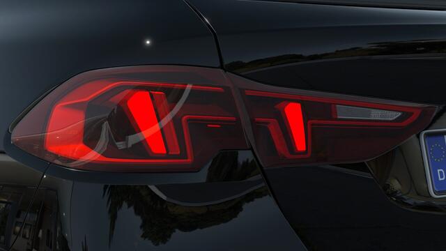 BMW 1-SERIE 120 Automaat / Sportstoelen / Achteruitrijcamera / Stoelverwarming