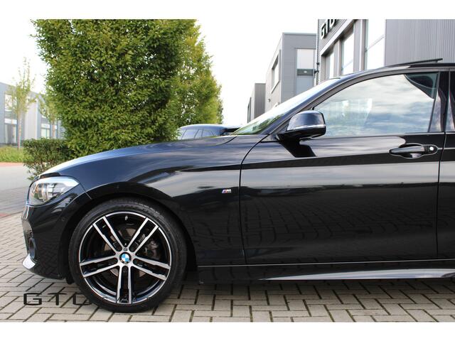 BMW 1-SERIE 118i High Executive M Sport/Panoramadak/LED/Leder/ Vol opties!