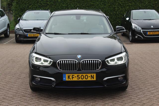 BMW 1-SERIE 116i Centennial High Exe. / Dealer onderhouden / Leder / Navigatie / Parkeerhulp V+A / 16'' / Stoelverwarming / Cruise Control