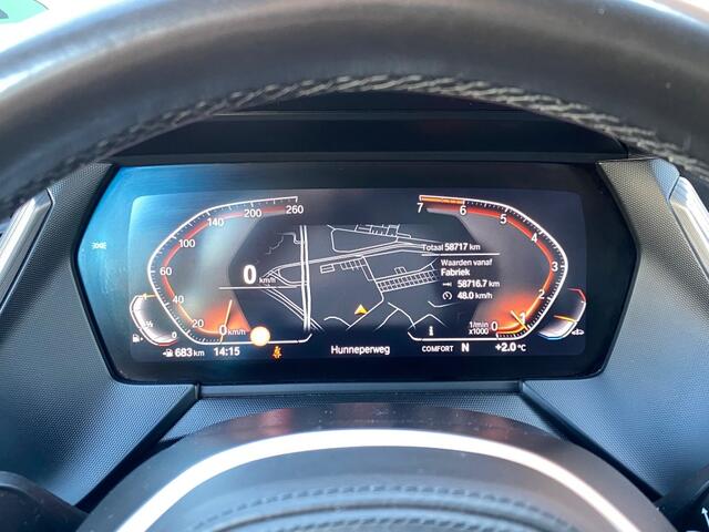 BMW 1-SERIE 118I EXECUTIVE EDITION M-SPORTPAKKET NAV CRUISE CARPLAY CAMERA AMBIA